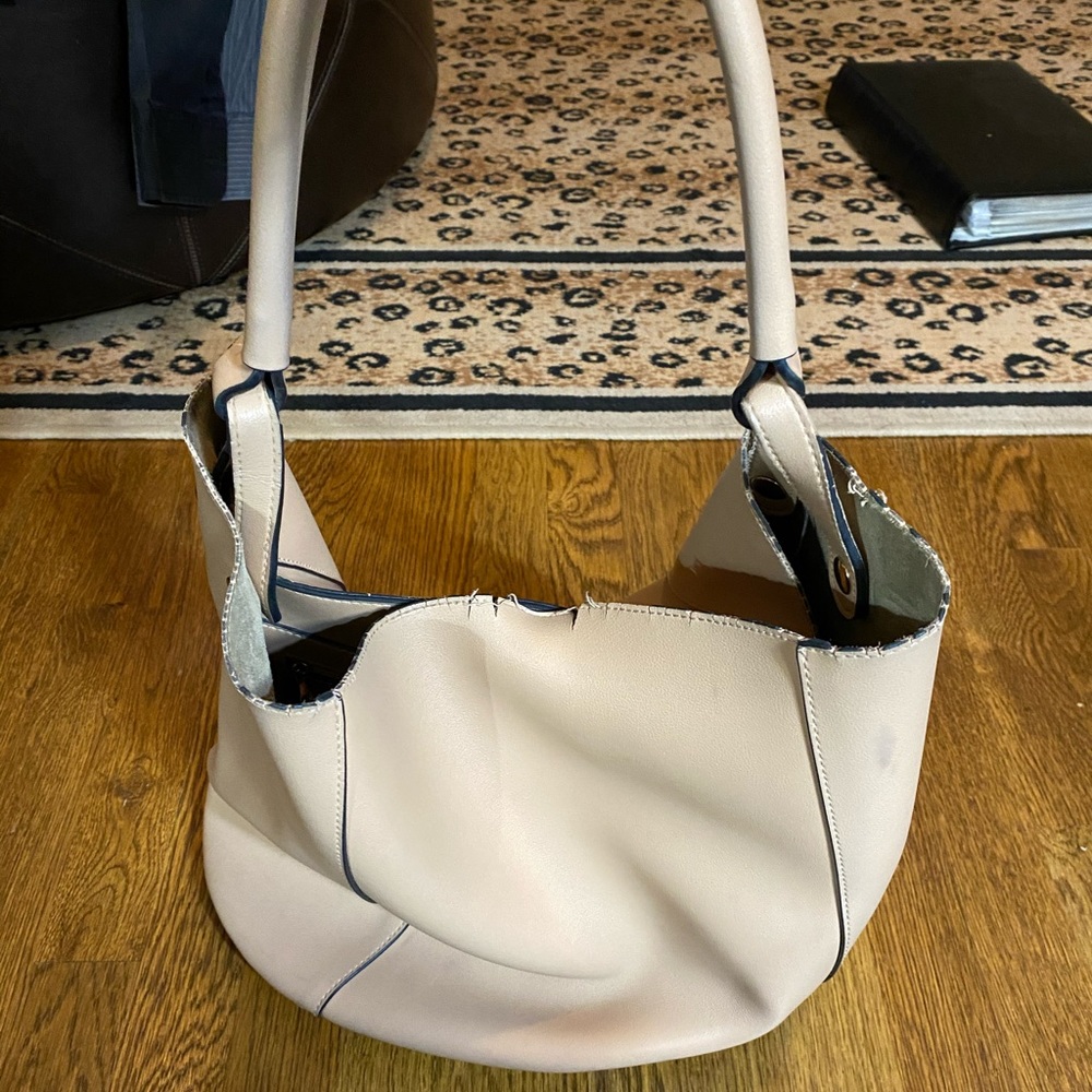A New Day flesh colored bucket shoulder purse - Picture 8 of 8